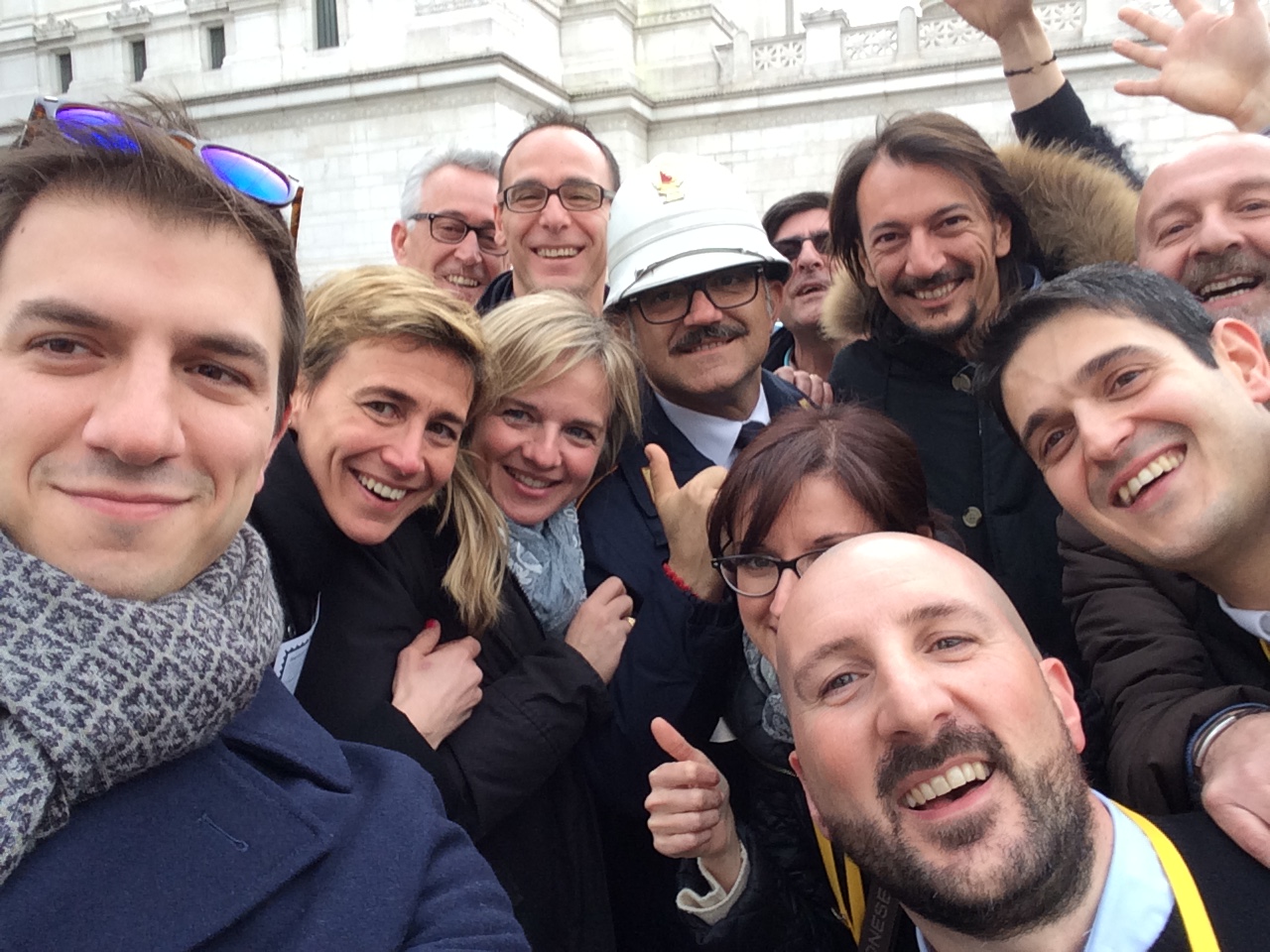 Team building a Roma 