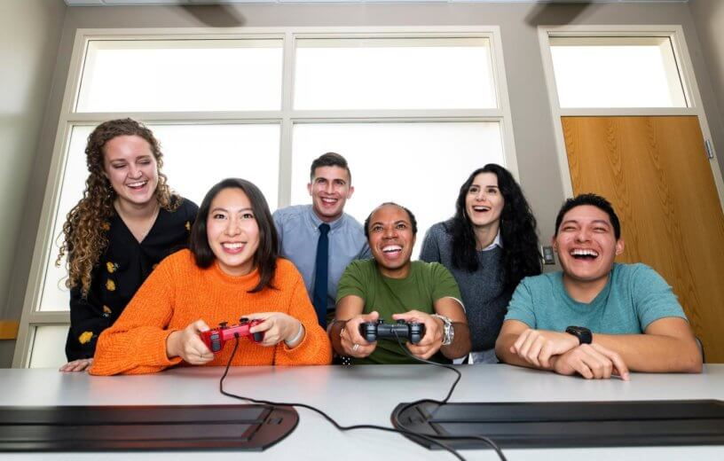 copertina - Team building in ufficio