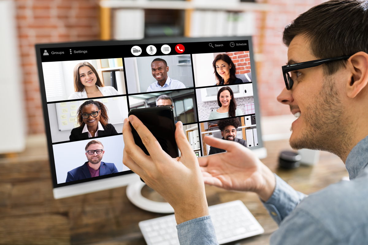 Virtual Magic team building svolgimento Virtual Magic Team Building