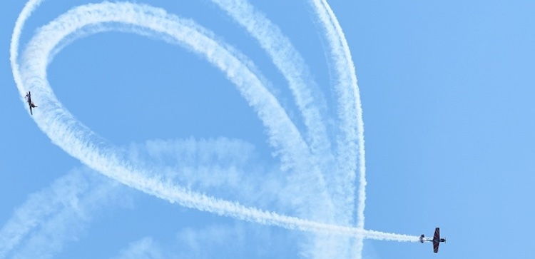 volo_acrobatico_grande
